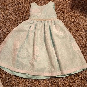 Girls size 5 dress